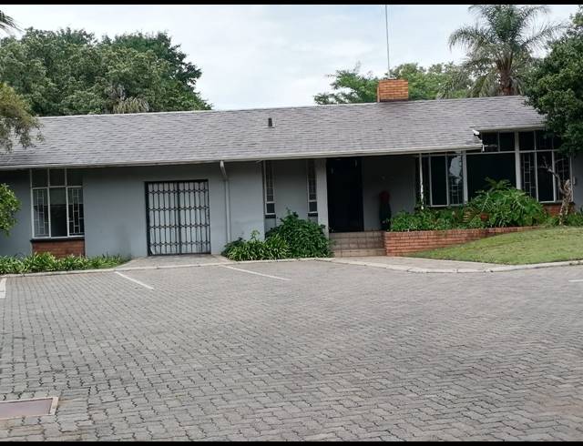 579M² OFFICE FOR SALE IN BO-DORP